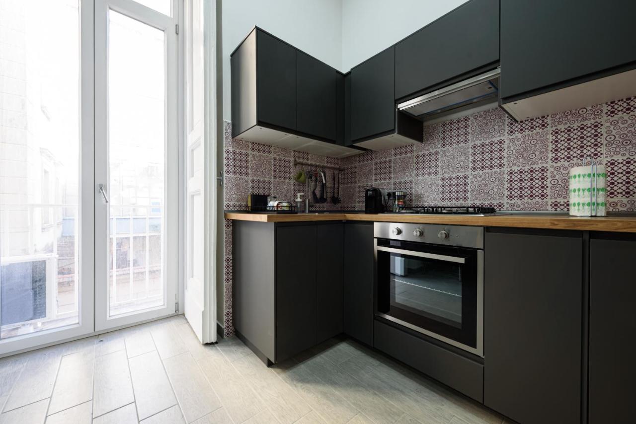 Af Appart'Hotel Napoli Екстериор снимка