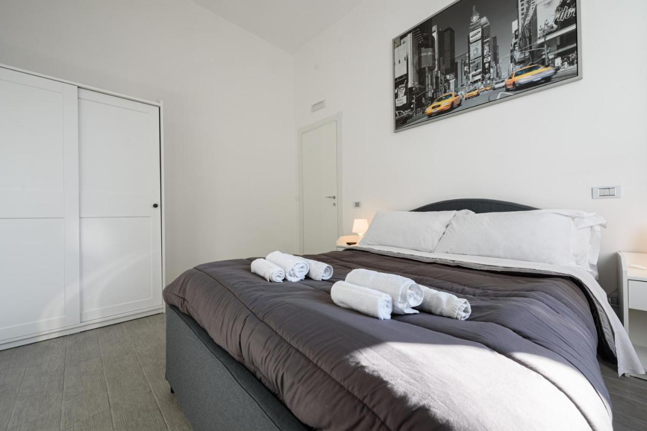 Af Appart'Hotel Napoli Екстериор снимка
